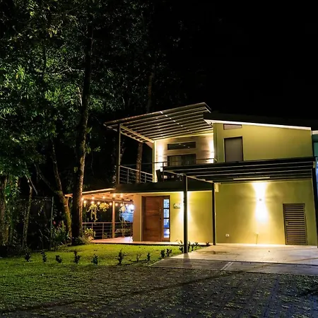 Casa Del Bosque At La Fortuna Exterior photo